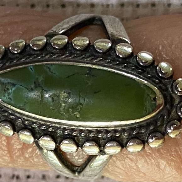 STERLING SILVER SOUTHWEST STYLE RING - Picture 3 of 4